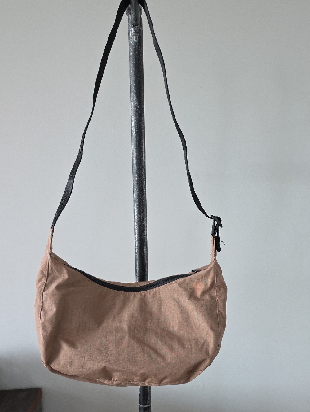 BAGGU Medium Crescent Bag
